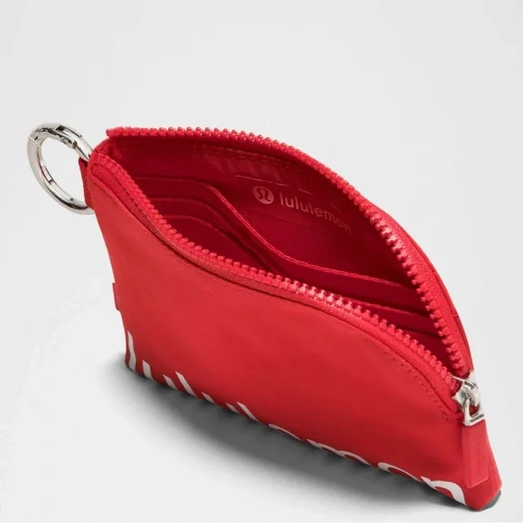 NWT Lululemon Clippable Card Pouch - Picture 2 of 3